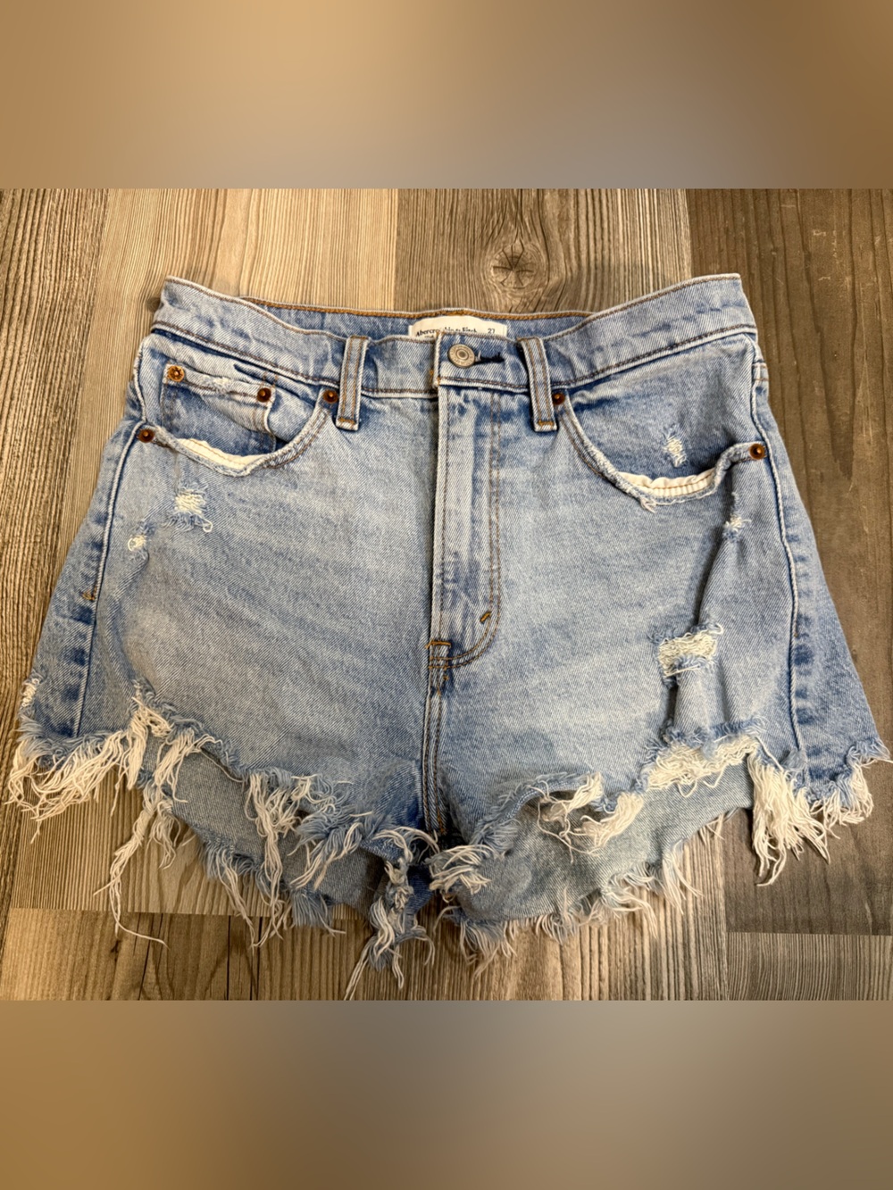 Abercrombie & Fitch High Rise Mom Short